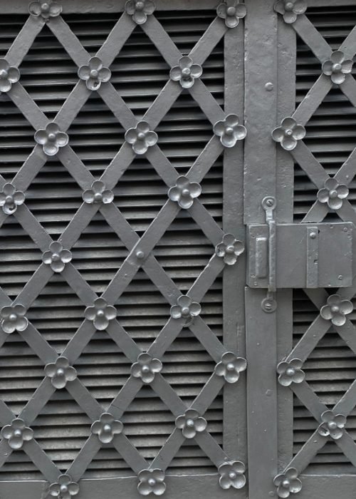 fence with flower motifs